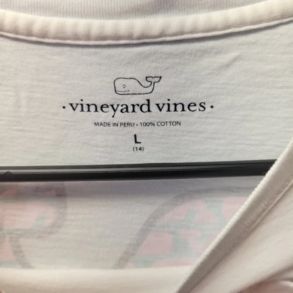 Vineyard Vines this great